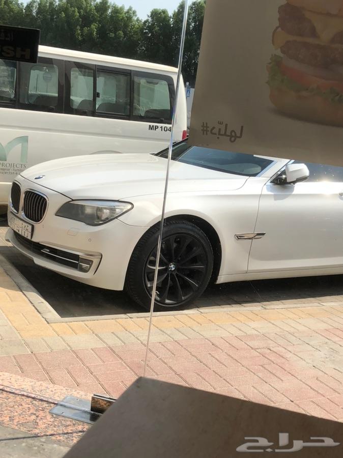 بي ام 730 il الفئة السابعة 2015
