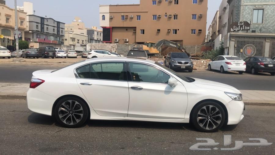 اكورد سبورت 2015(اعلى فئة)