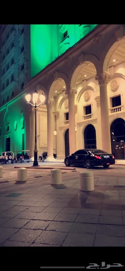 تأجير السيارات الفخمة