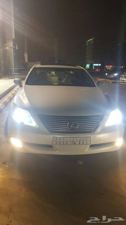 لكزس LS460 للبيع