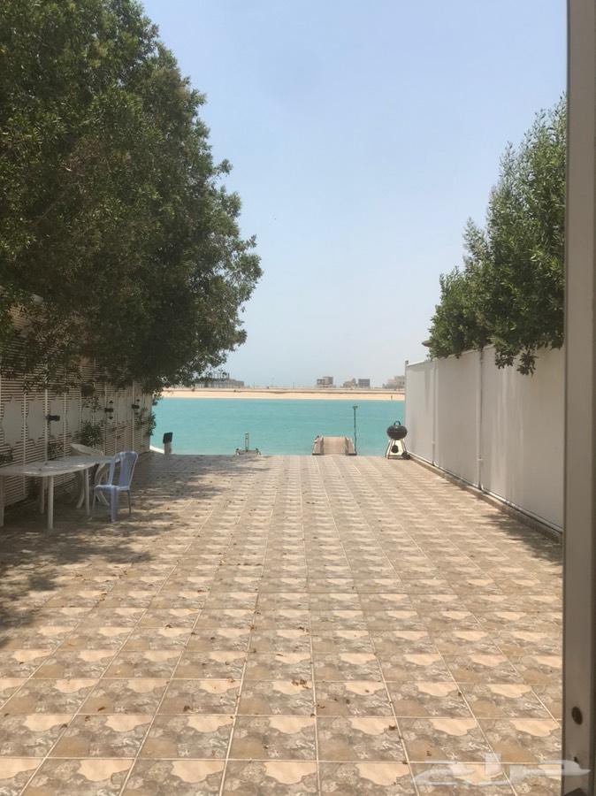 فلل بمسبح خاص عالبحر مباشرة
