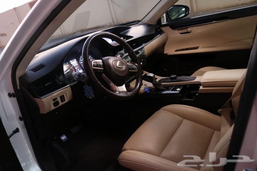 لكزس 2016 V6 ES350 بحالة الوكالة
