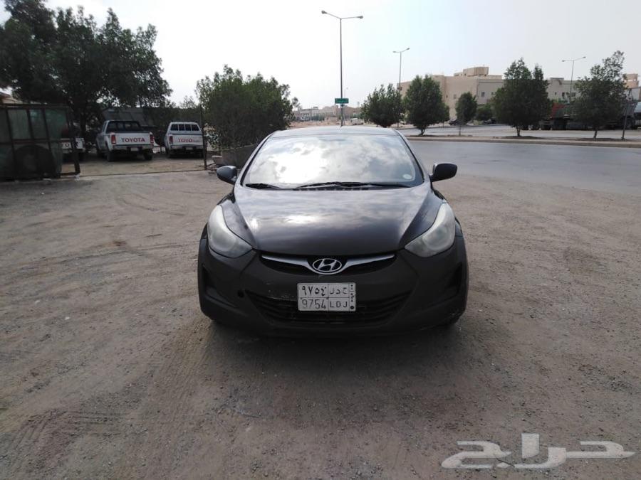 للبيع هونداي الانترا 2014