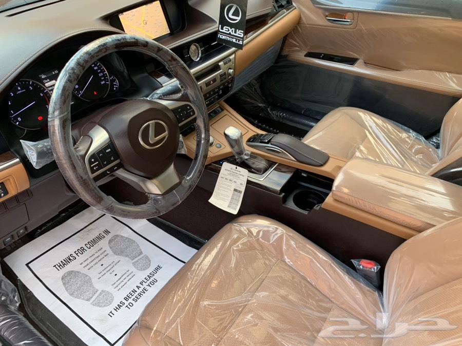 لكزس ES 350 2017 نظيف جدا بحالة الوكالة