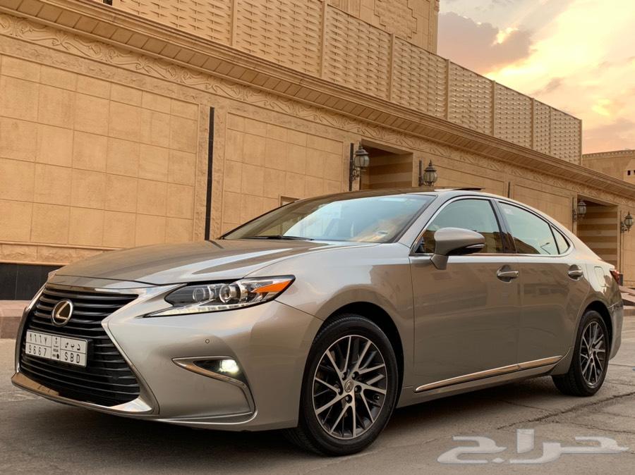 لكزس ES 350 2017 نظيف جدا بحالة الوكالة