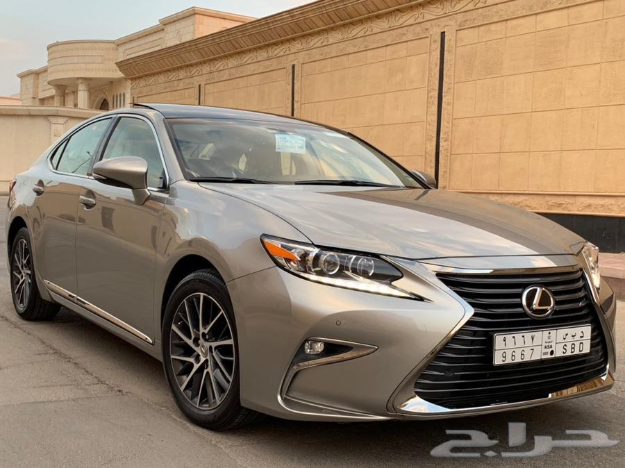 لكزس ES 350 2017 نظيف جدا بحالة الوكالة