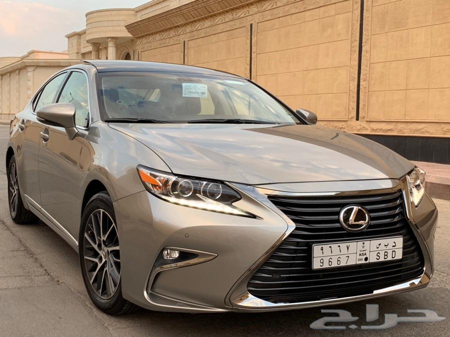 لكزس ES 350 2017 نظيف جدا بحالة الوكالة