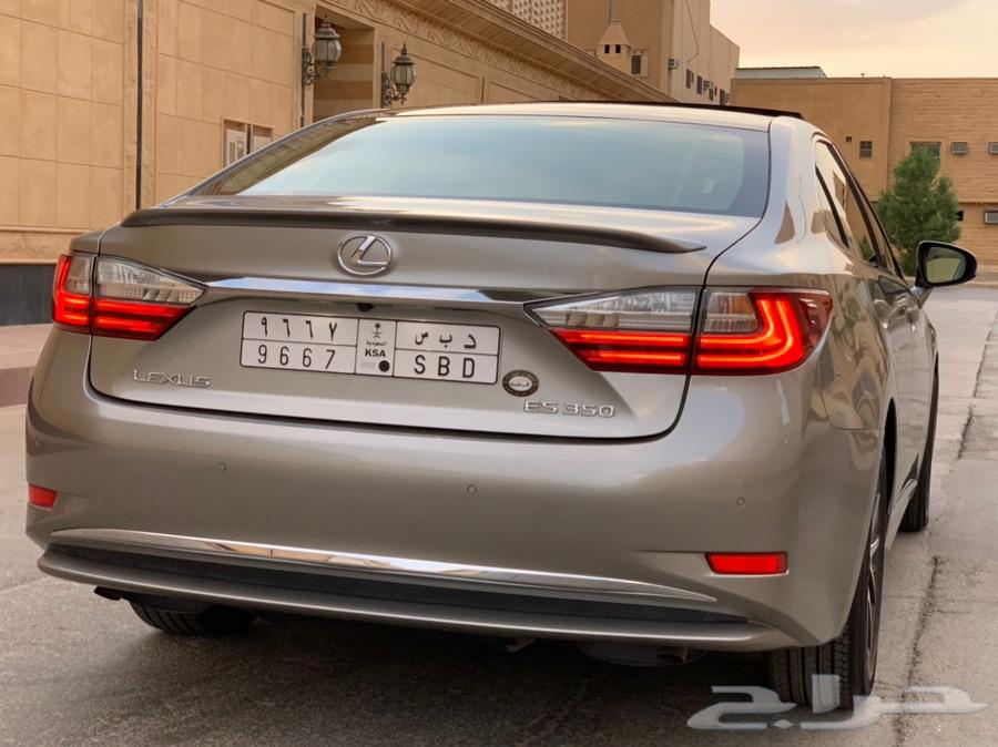 لكزس ES 350 2017 نظيف جدا بحالة الوكالة