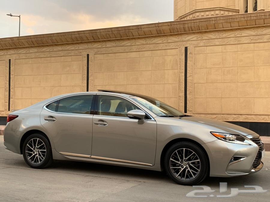 لكزس ES 350 2017 نظيف جدا بحالة الوكالة