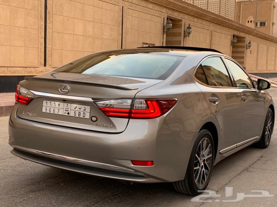 لكزس ES 350 2017 نظيف جدا بحالة الوكالة