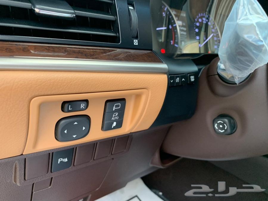 لكزس ES 350 2017 نظيف جدا بحالة الوكالة