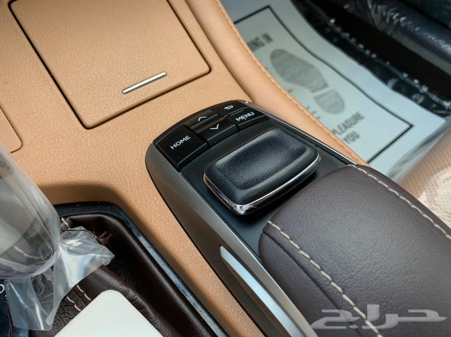 لكزس ES 350 2017 نظيف جدا بحالة الوكالة