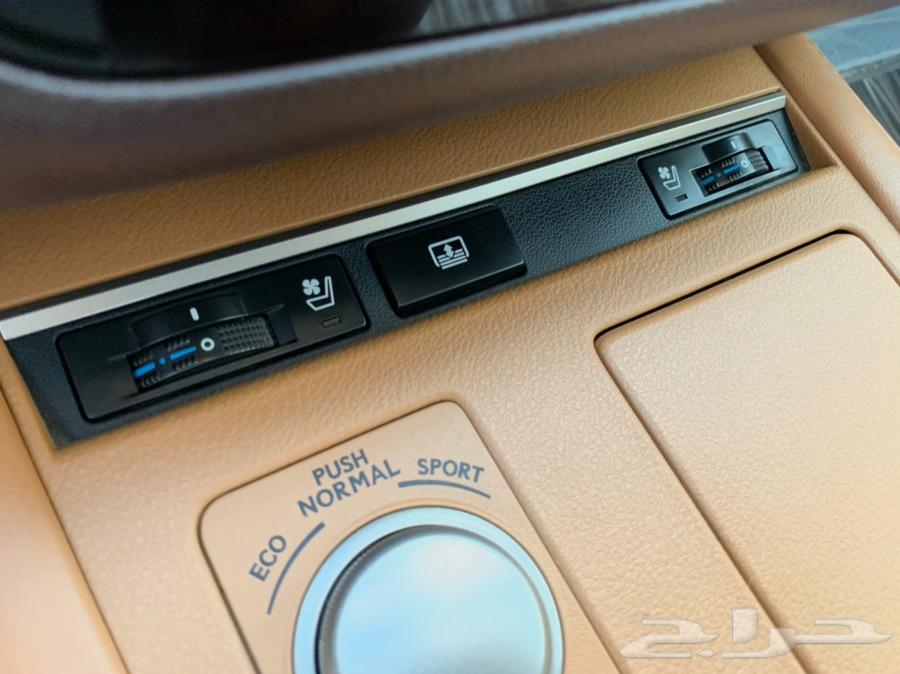 لكزس ES 350 2017 نظيف جدا بحالة الوكالة