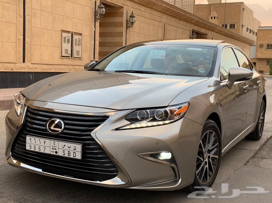 لكزس ES 350 2017 نظيف جدا بحالة الوكالة