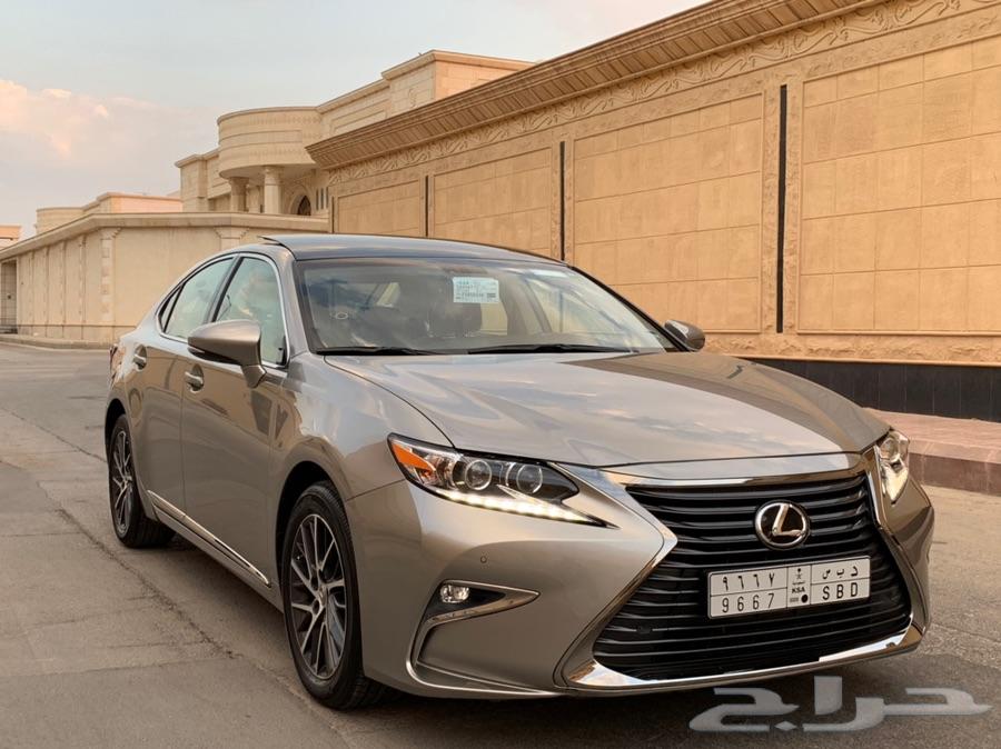 لكزس ES 350 2017 نظيف جدا بحالة الوكالة