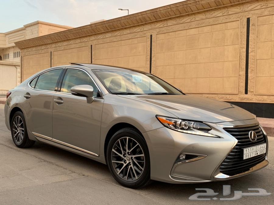 لكزس ES 350 2017 نظيف جدا بحالة الوكالة