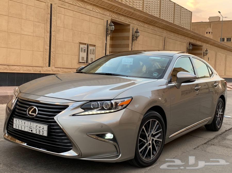 لكزس ES 350 2017 نظيف جدا بحالة الوكالة