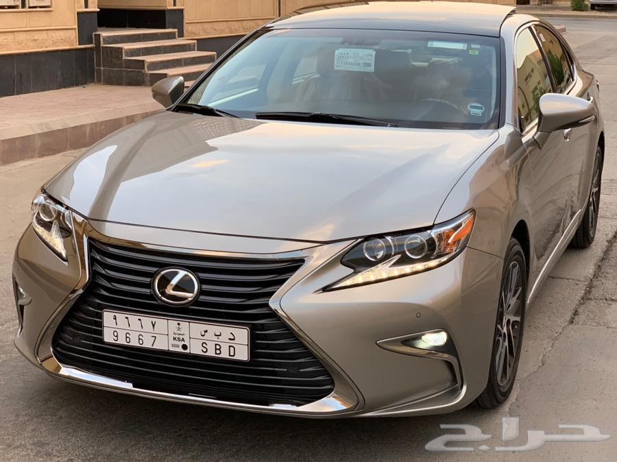 لكزس ES 350 2017 نظيف جدا بحالة الوكالة