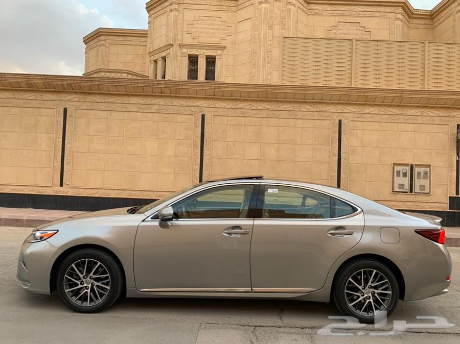 لكزس ES 350 2017 نظيف جدا بحالة الوكالة