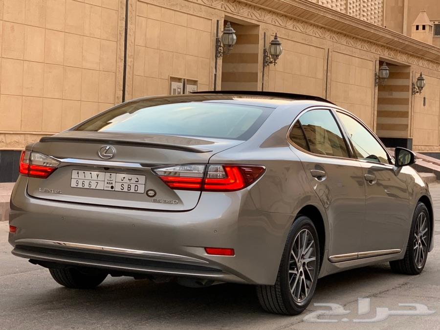لكزس ES 350 2017 نظيف جدا بحالة الوكالة