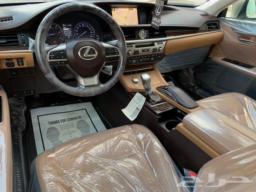 لكزس ES 350 2017 نظيف جدا بحالة الوكالة