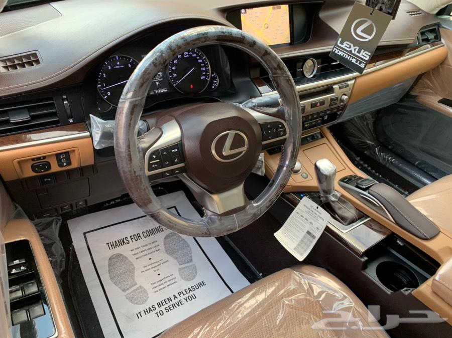 لكزس ES 350 2017 نظيف جدا بحالة الوكالة