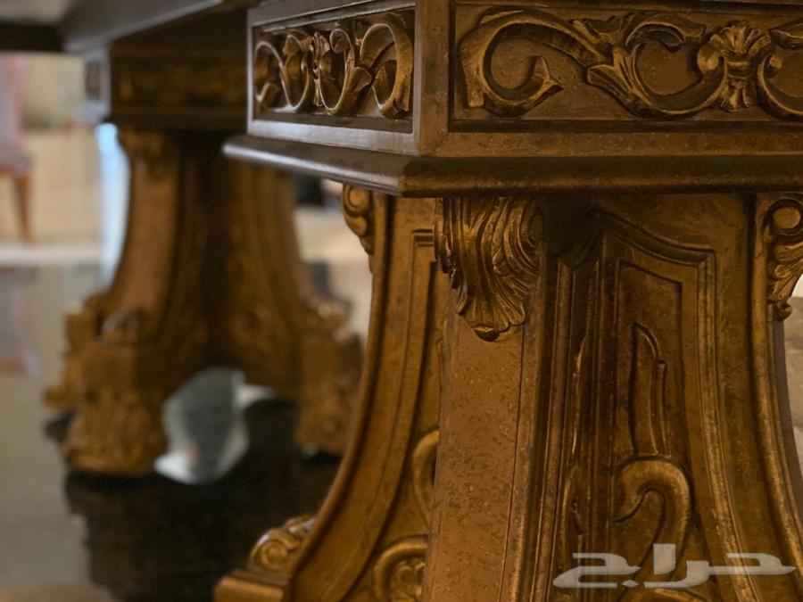 طاولة طعام عالية الجودة والفخامة