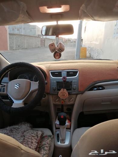 سوزوكي ارتيجا عائلية للتقبيل دون مقابل