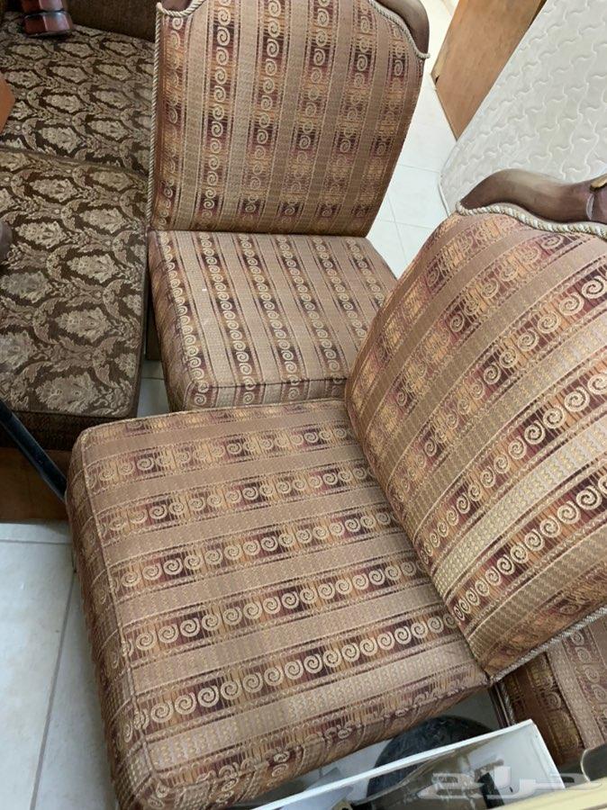 اثاث كنب طاولة تلفزيون مجلس صاله