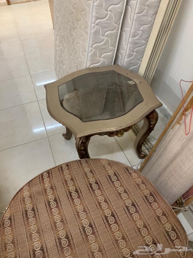 اثاث كنب طاولة تلفزيون مجلس صاله