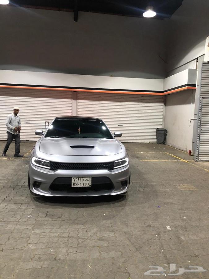 مباع. Dodge SRT8 black roof