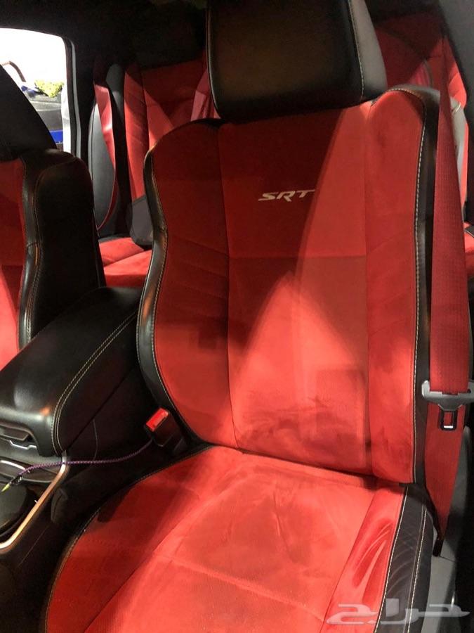 مباع. Dodge SRT8 black roof