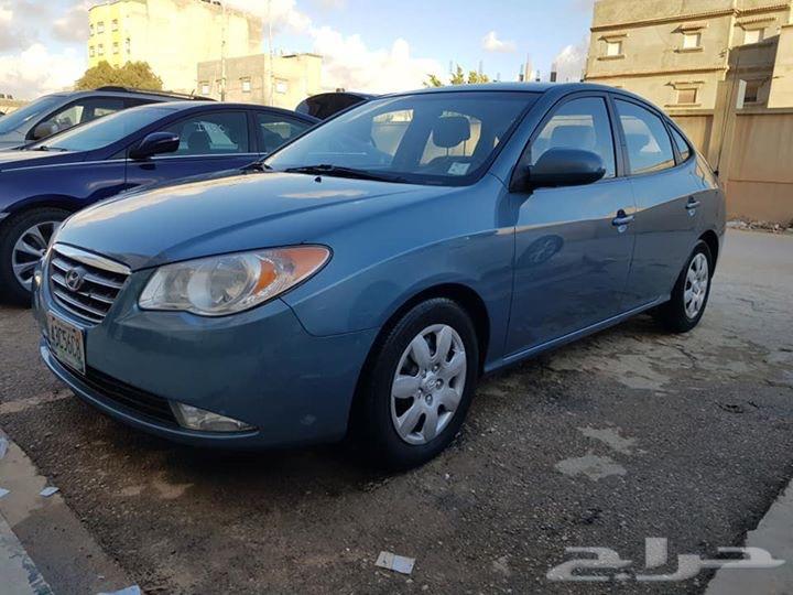 احتاج سيارة.