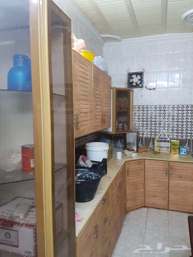 استراحة للإيجار بمزرعة بمسبح وصالة العاب