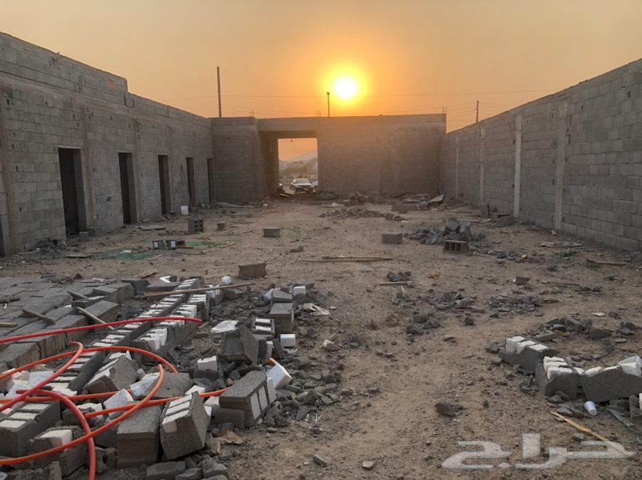 موقع للايجار او للتقبيل بحي جعرانه