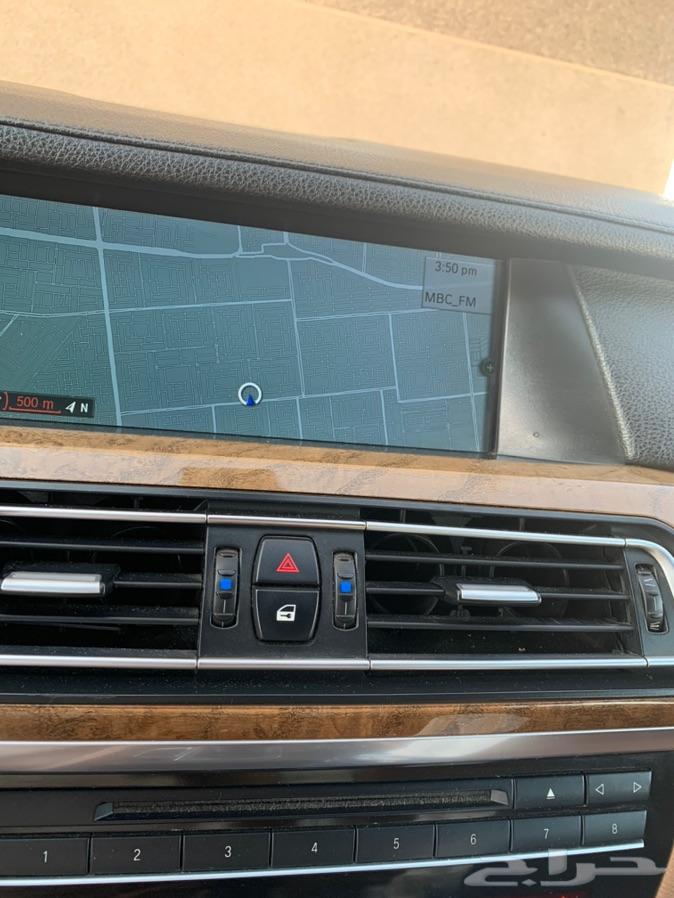 BMW 740 2009