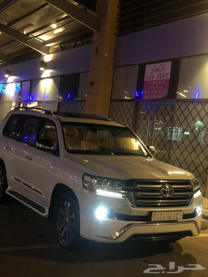 لاندكروزرVXRشبه جديد وكالةعبداللطيف جميل