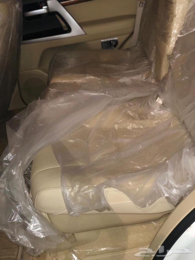 لاندكروزرVXRشبه جديد وكالةعبداللطيف جميل
