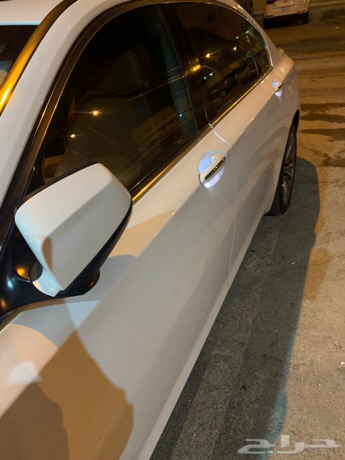 BMW 740 2009