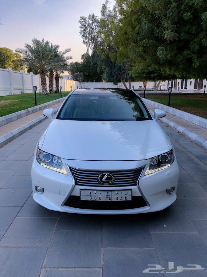 لكزس ES350 نظيفة جدا مع لوحة مميزة