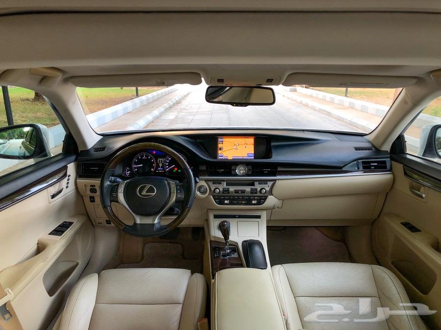 لكزس ES350 نظيفة جدا مع لوحة مميزة