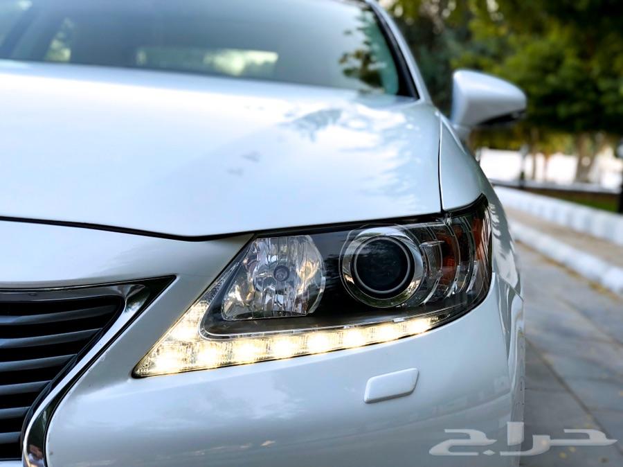 لكزس ES350 نظيفة جدا مع لوحة مميزة