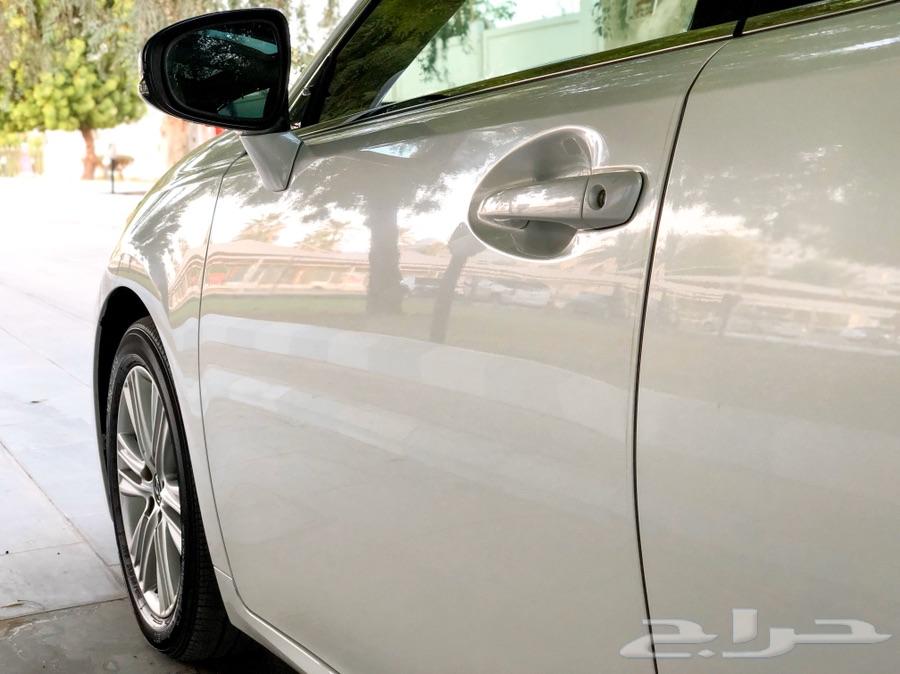 لكزس ES350 نظيفة جدا مع لوحة مميزة