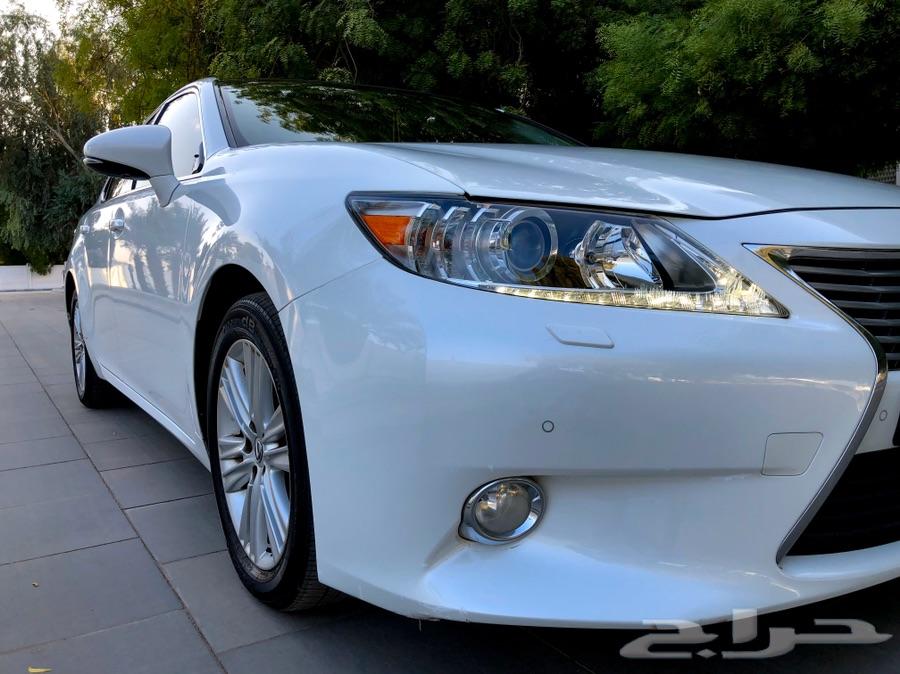 لكزس ES350 نظيفة جدا مع لوحة مميزة