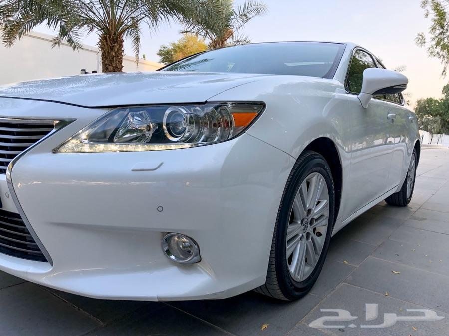 لكزس ES350 نظيفة جدا مع لوحة مميزة