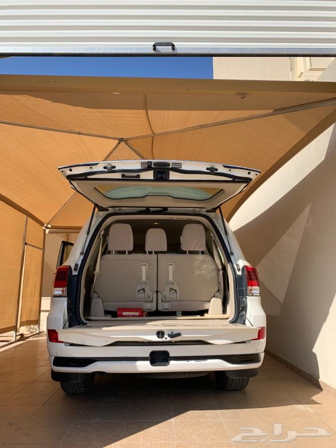 لاندكروزر GXR 2018