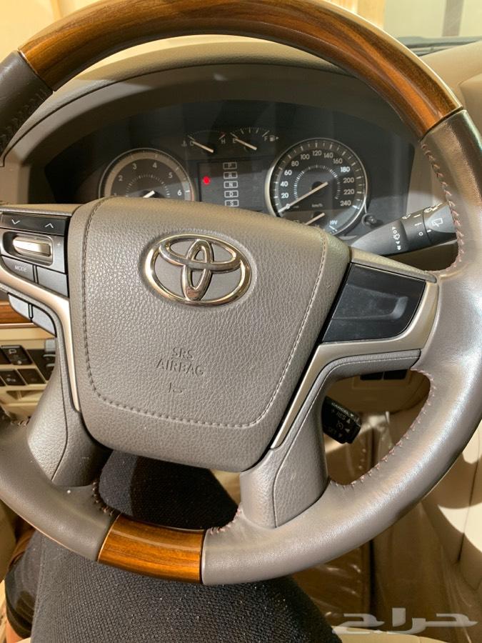 لاندكروزر GXR 2018