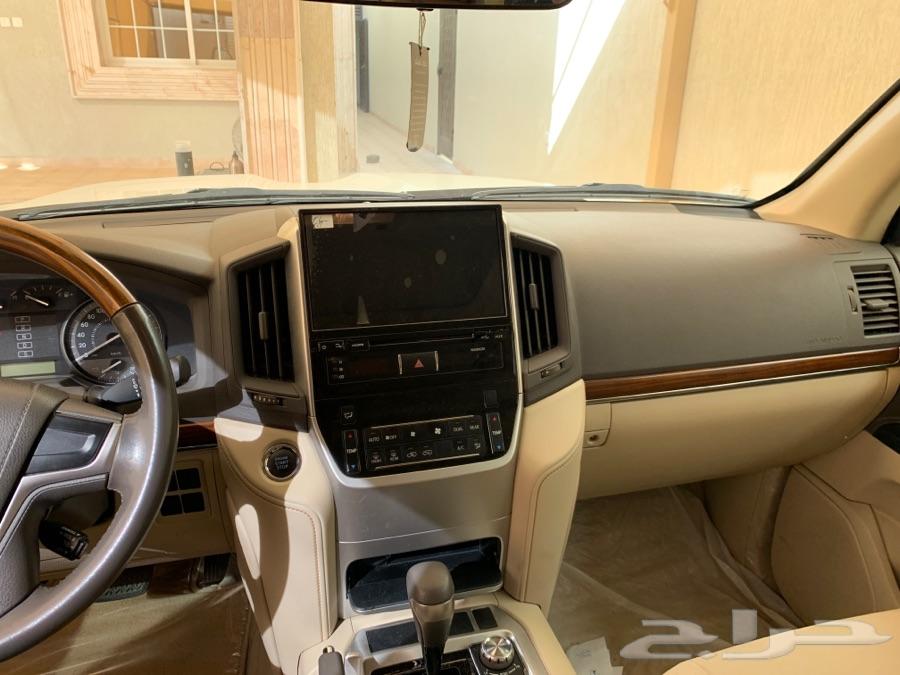 لاندكروزر GXR 2018