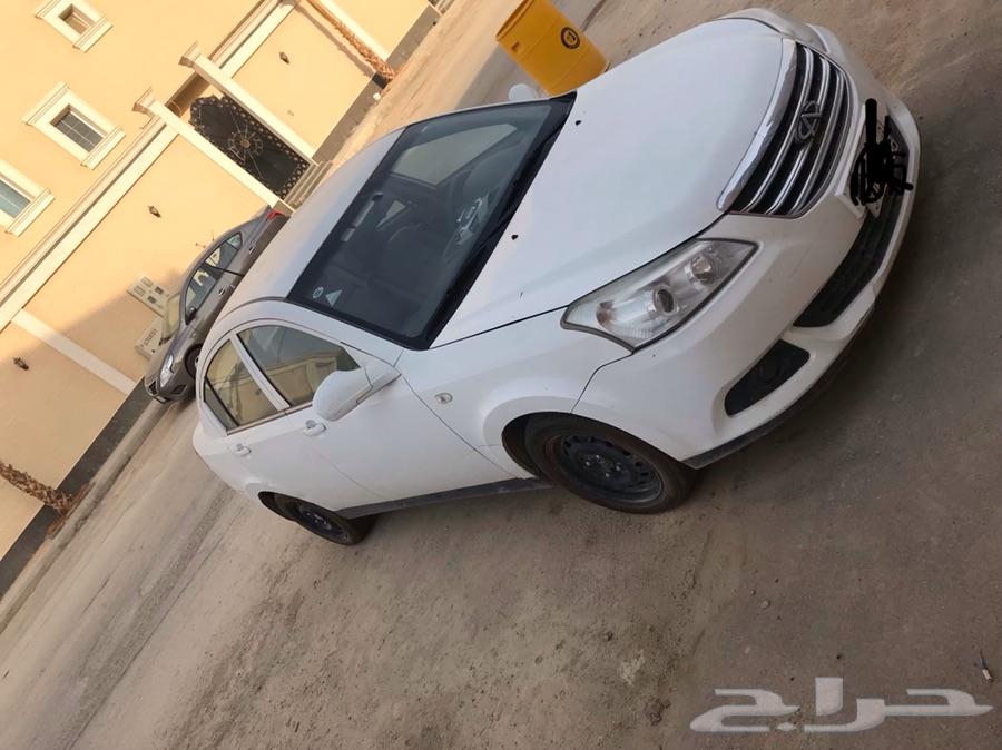 للبيع سيارة صينية صغيرة shery - e5