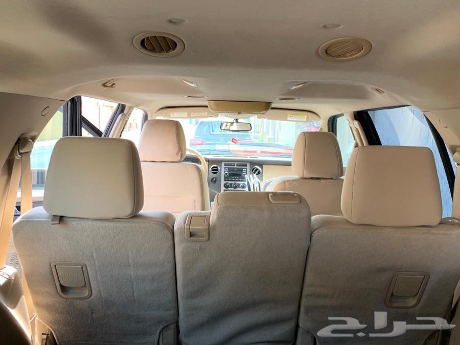 فورد اكسبديشن 2010 نظيف